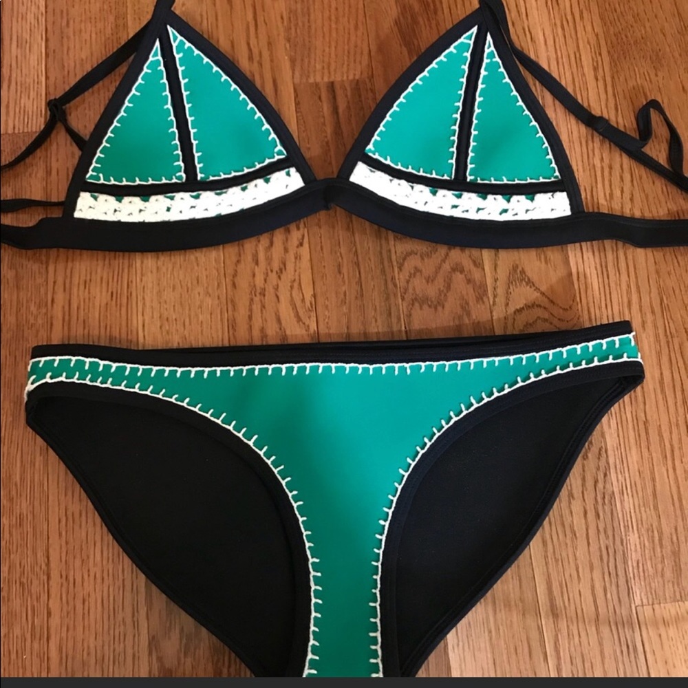 Brakini neoprene bikini size M